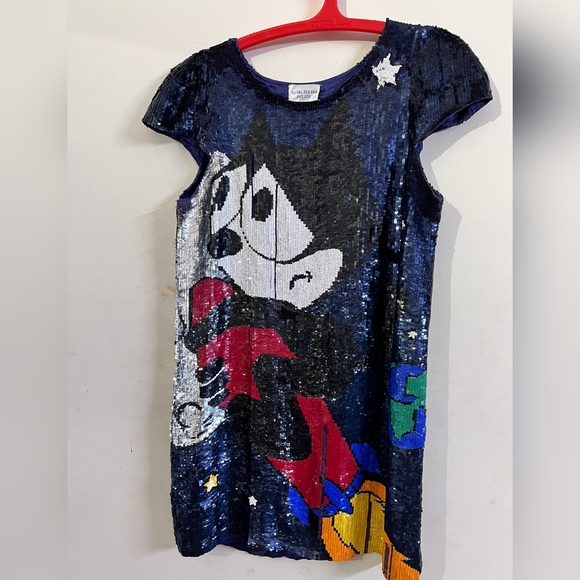 Dresses & Skirts - In great condition used onces